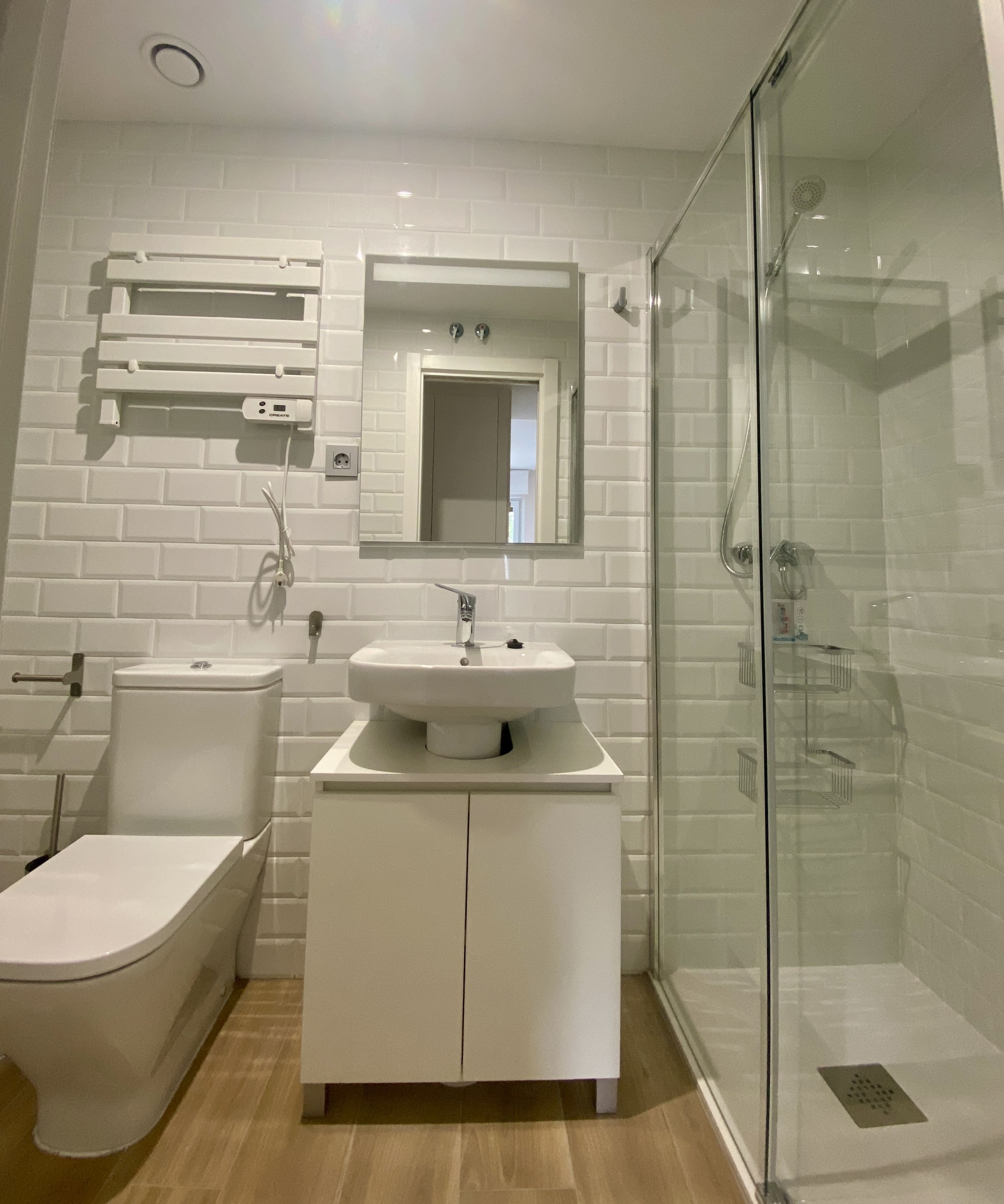 Descalzos 24 Bajo C Descalzos 24 Bajo C