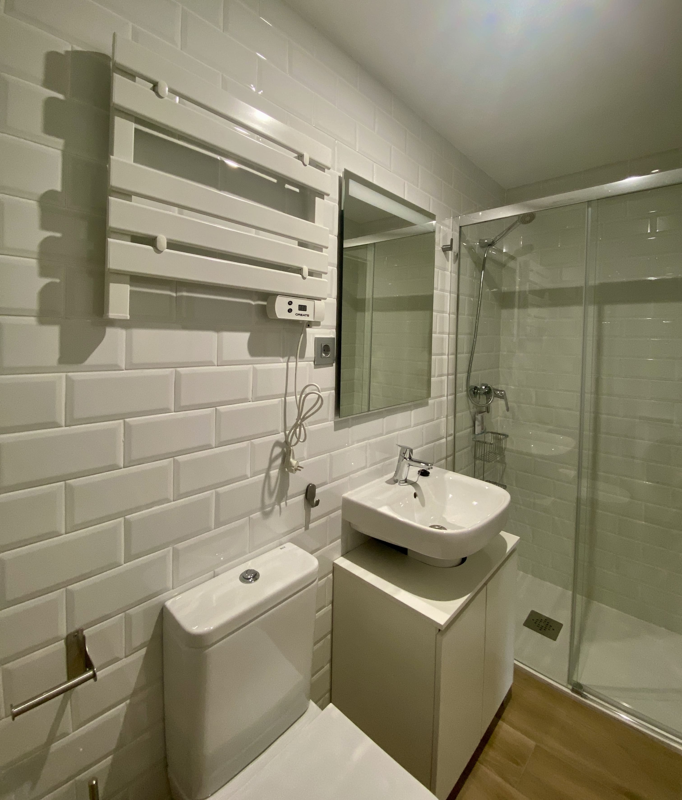 Descalzos 24 Bajo C Descalzos 24 Bajo C