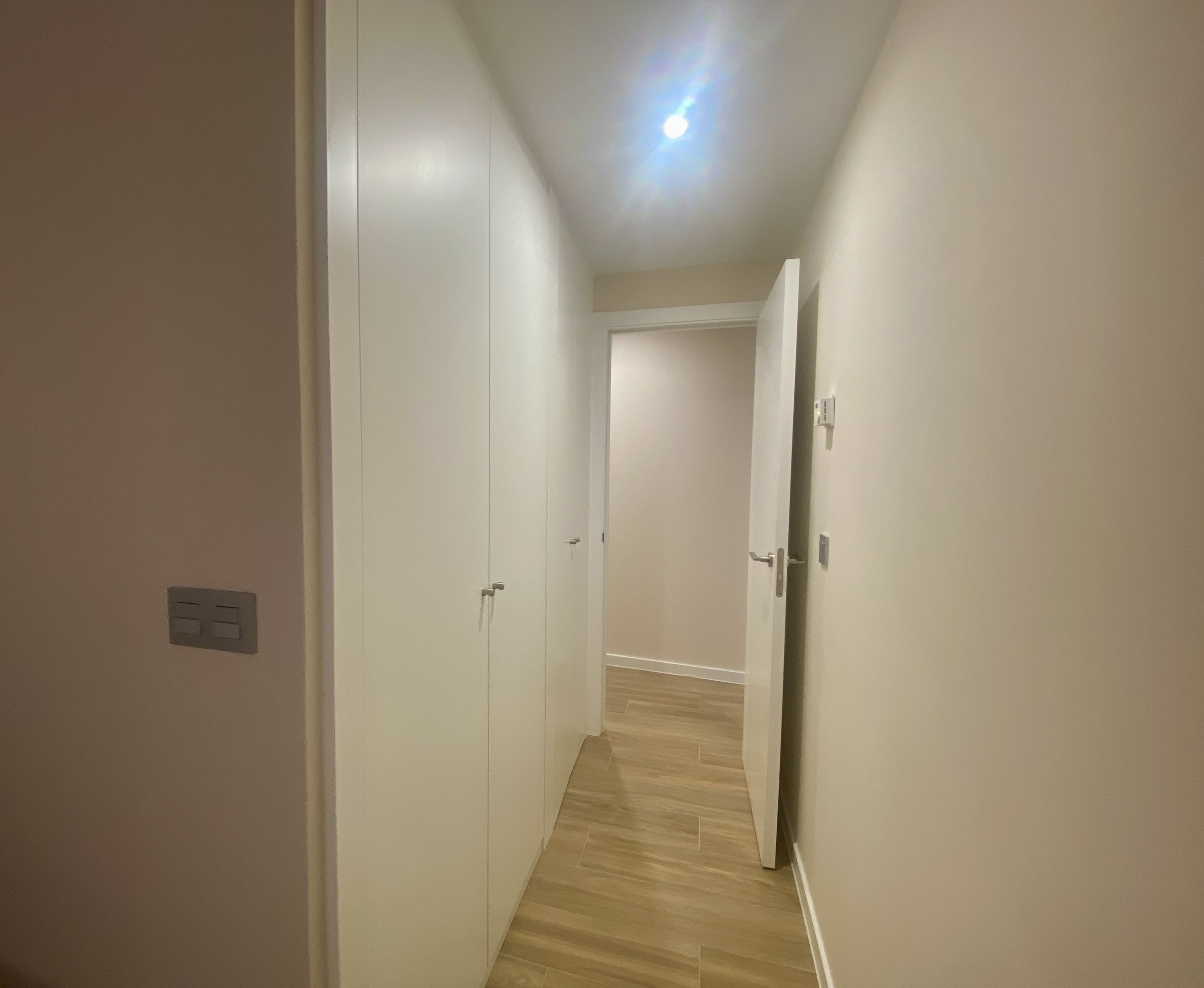 Descalzos 24 Bajo D Descalzos 24 Bajo D