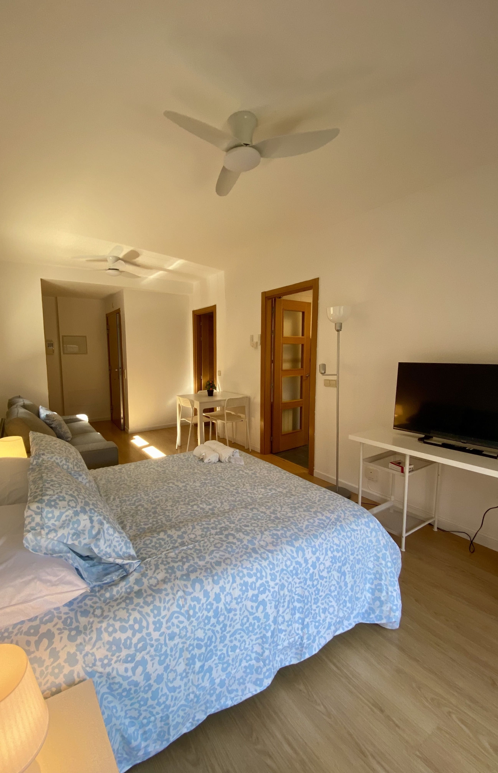 Estudio Avenida 24 | 2º 2 Estudio Avenida 24 | 2º 2