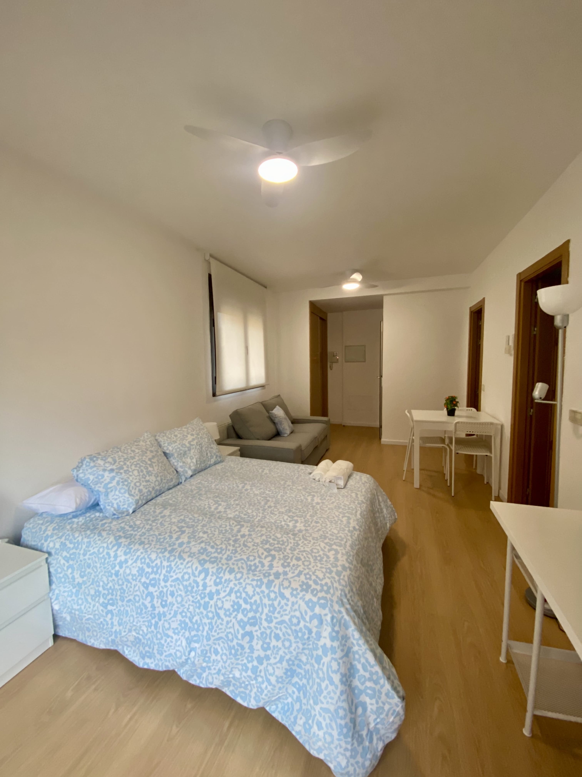 Estudio Avenida 24 | 2º 2 Estudio Avenida 24 | 2º 2