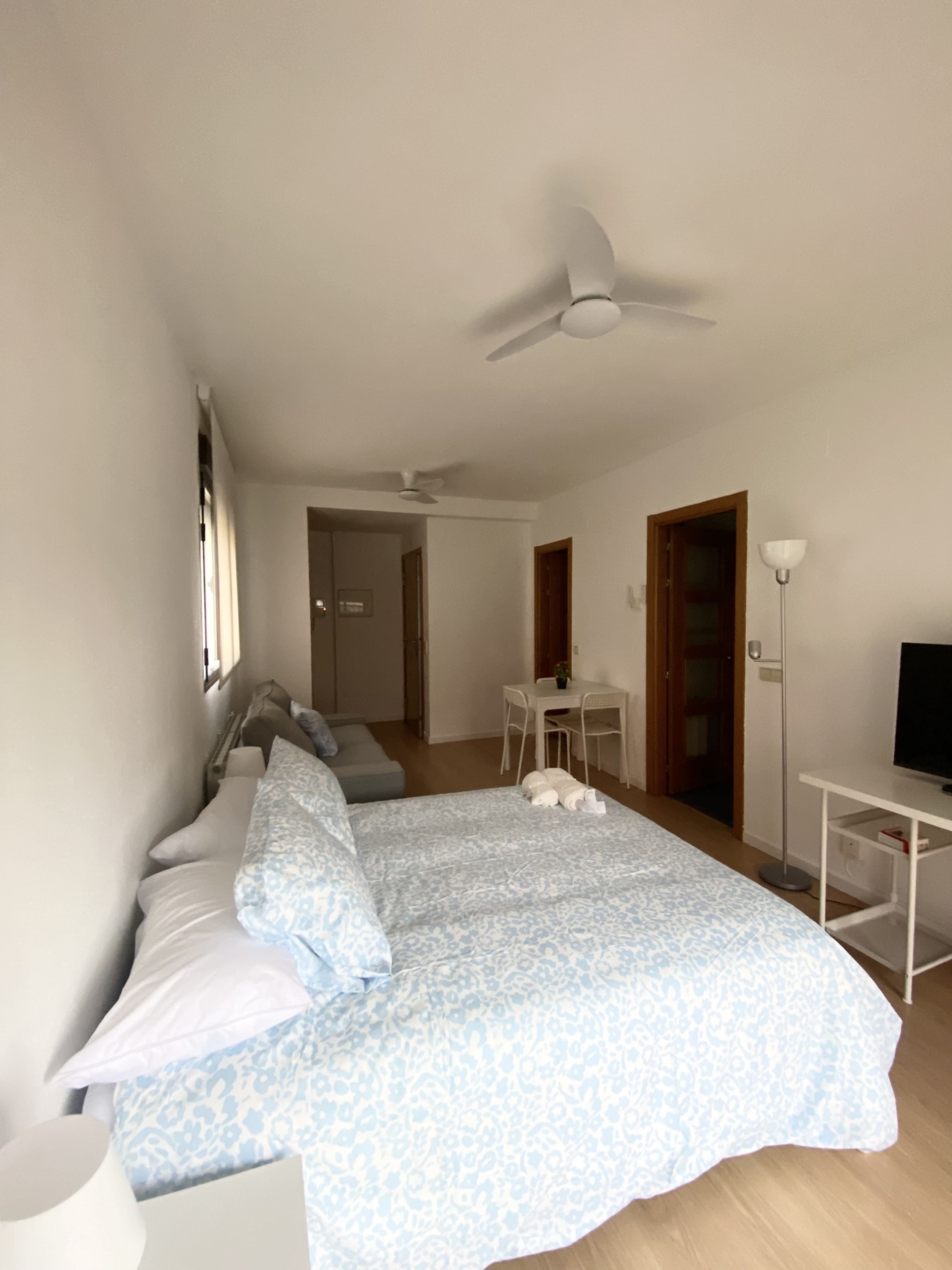 Estudio Avenida 24 | 2º 2 Estudio Avenida 24 | 2º 2